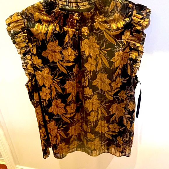 LIKE NEW White House Black Market Black and Gold Blouse - Picture 5 of 5